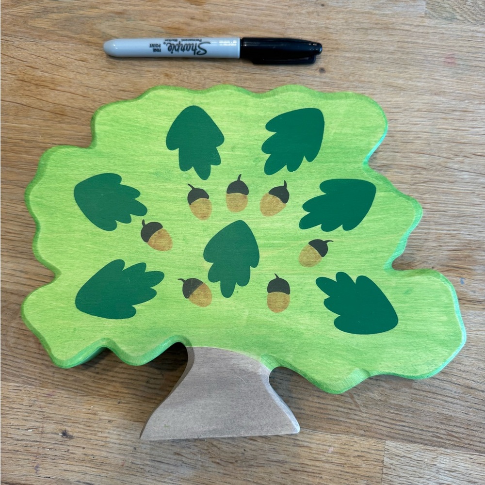Holztiger Oak Tree